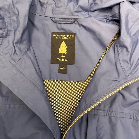 ROUNDTREE & YORKE Outdoors Men’s Waterproof Hooded Jacket Royal Blue Size LT - Picture 2 of 9